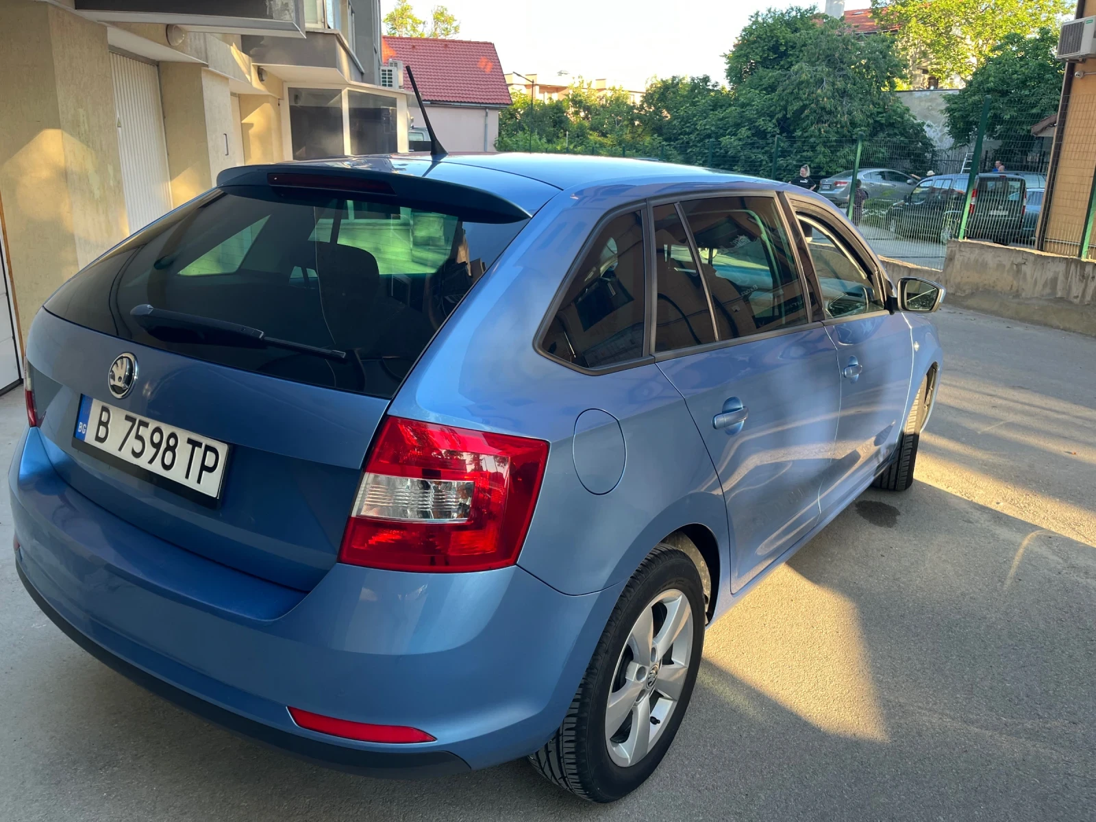 Skoda Rapid 1.2 TSI, снимка 7 - Автомобили и джипове - 55334923