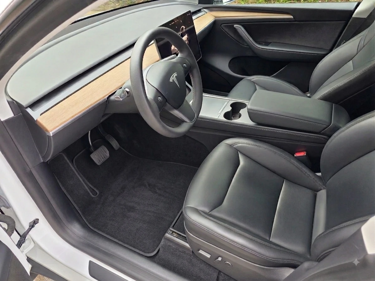 Tesla Model Y Long Range - Dual Motor, снимка 9 - Автомобили и джипове - 55653241