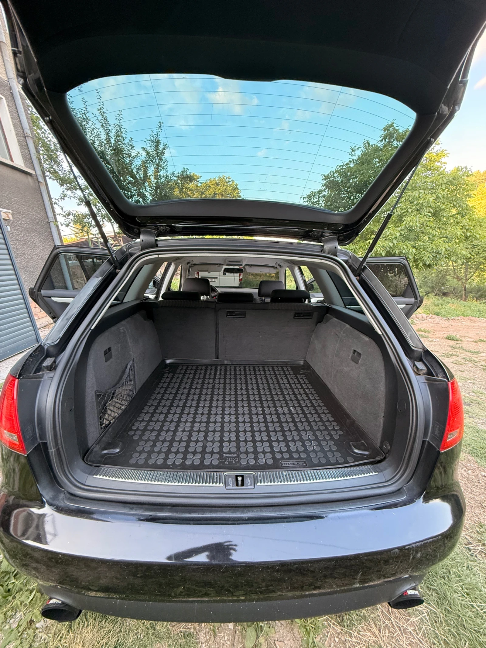 Audi A4, снимка 7 - Автомобили и джипове - 55711052