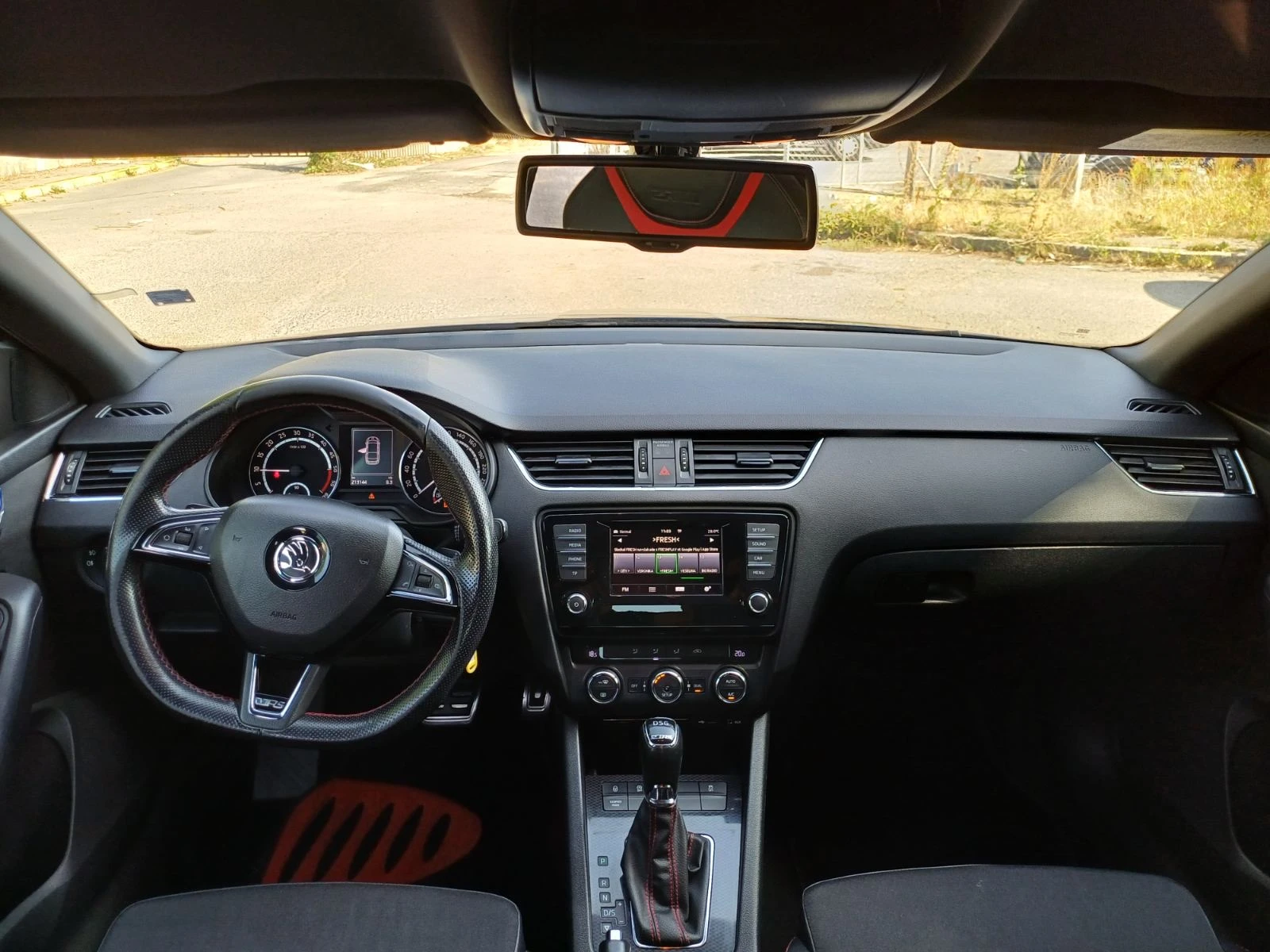 Skoda Octavia VRS 2.0TDI, снимка 12 - Автомобили и джипове - 55889449