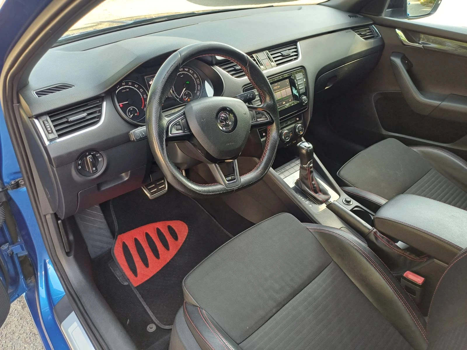 Skoda Octavia VRS 2.0TDI, снимка 9 - Автомобили и джипове - 55889449