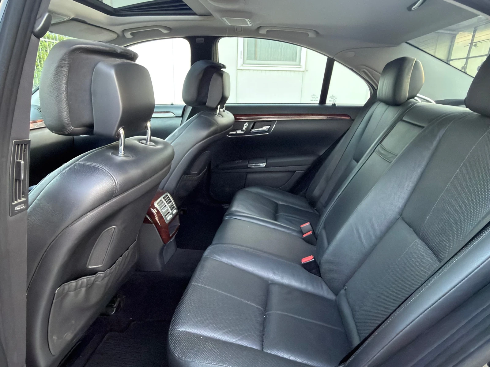 Mercedes-Benz S 500 Газ/Бензин* * 4Matic * SoftClose* Подгрев* Обдухва, снимка 10 - Автомобили и джипове - 55905211
