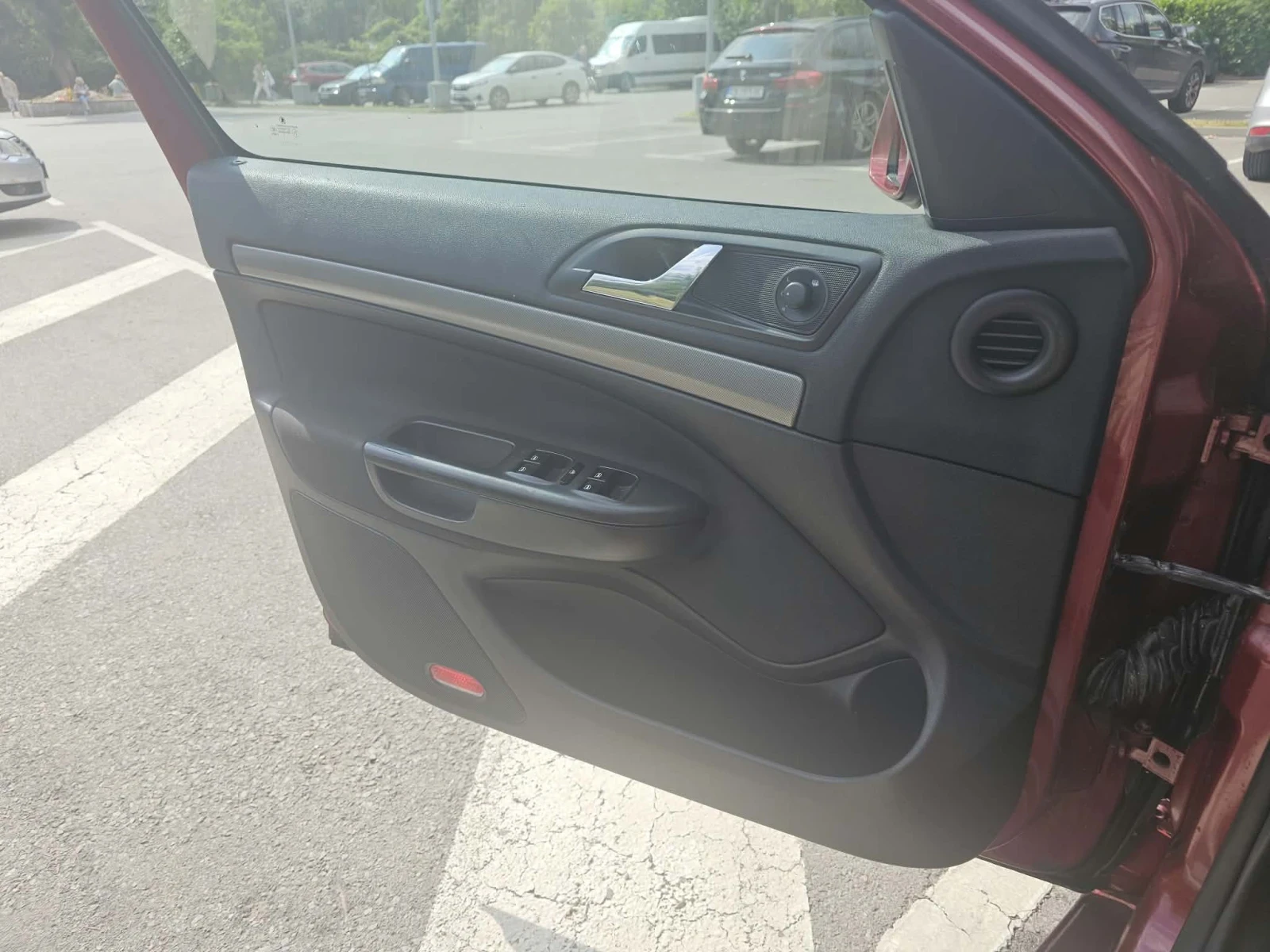 Skoda Octavia 1.6 MPI, снимка 15 - Автомобили и джипове - 55964185