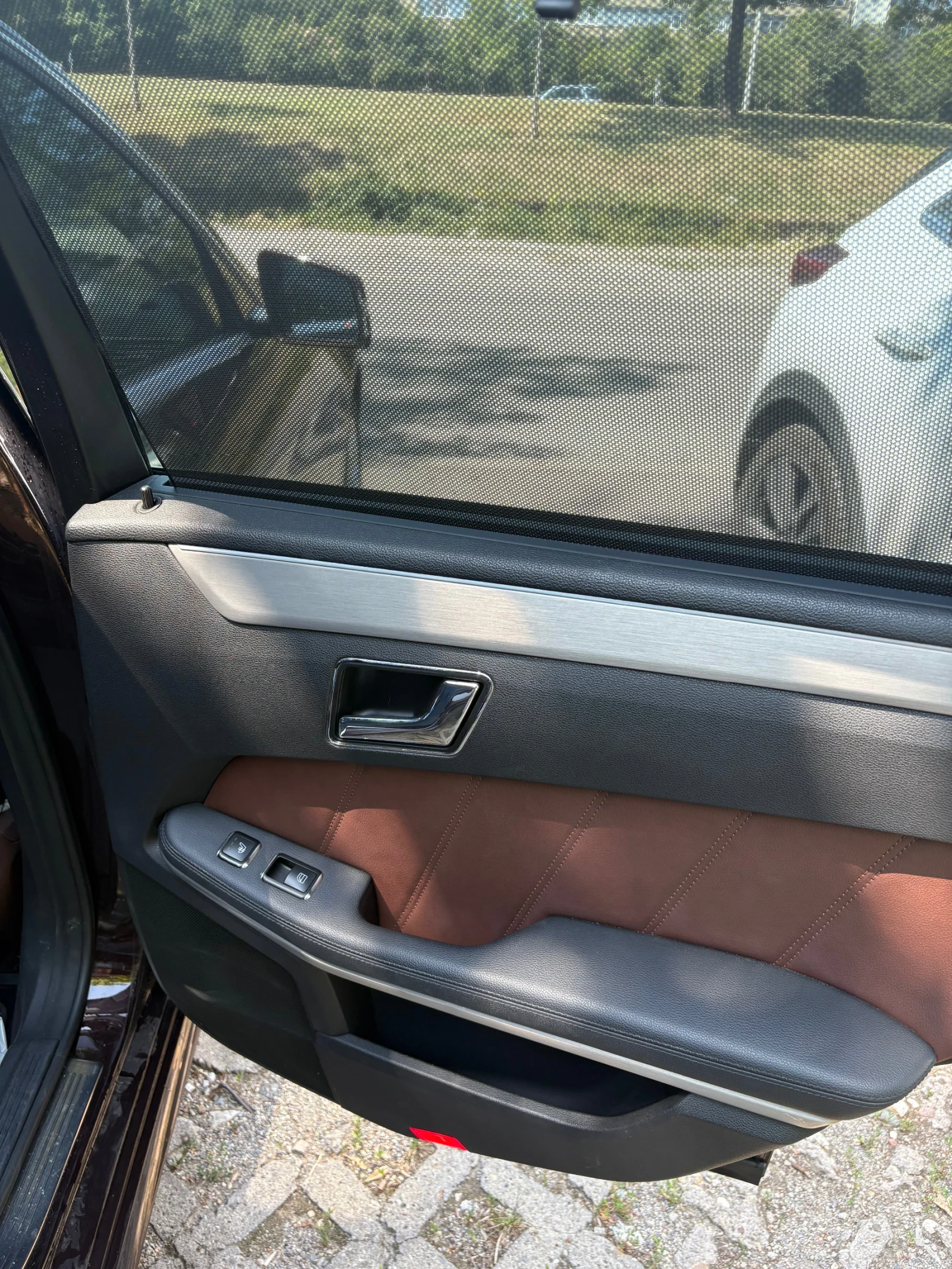 Mercedes-Benz E 350 Avangarde, снимка 8 - Автомобили и джипове - 56138689