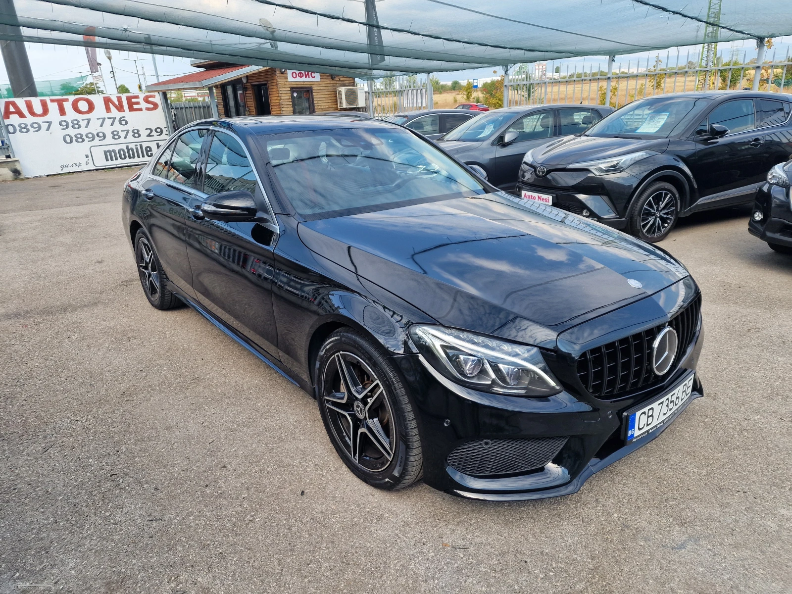 Mercedes-Benz C 250 4MATIC/9G/AMG/FULL/ЛИЗИНГ, снимка 2 - Автомобили и джипове - 56166210