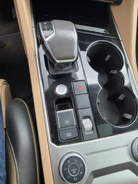 VW Touareg 3.0TDI FULL!! ПАНО, ОБДУХ, ДИСТР, ДИГИТАЛ, снимка 13