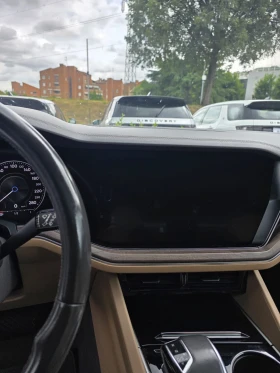 VW Touareg 3.0TDI FULL!! ПАНО, ОБДУХ, ДИСТР, ДИГИТАЛ, снимка 12