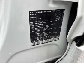 VW Tiguan  R Line Black / КЛИП НА МОТОРА / АВТОКРЕДИТ , снимка 11