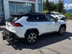 Toyota Rav4 * AWD * CARFAX * ОПЦИЯ ЗА ФИНАНСИРАНЕ, снимка 3