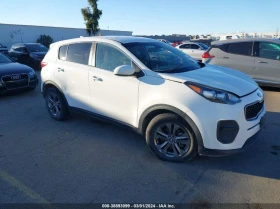 Kia Sportage 2.4L I-4 DI, DOHC, VVT, 181HP Front Wheel Drive, снимка 1