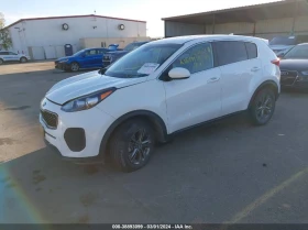 Kia Sportage 2.4L I-4 DI, DOHC, VVT, 181HP Front Wheel Drive, снимка 2