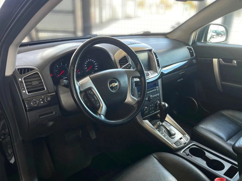 Chevrolet Captiva 2.2 cdi 4X4* 6+ 1* AUTOMATIC, снимка 6 - Автомобили и джипове - 50869255
