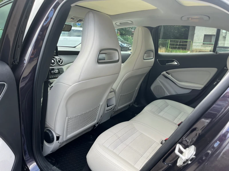 Mercedes-Benz GLA 220 CDI/4Matic/Panorama, снимка 15 - Автомобили и джипове - 50980785