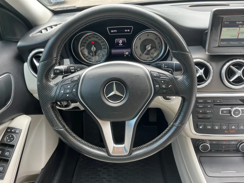 Mercedes-Benz GLA 220 CDI/4Matic/Panorama, снимка 8 - Автомобили и джипове - 50980785