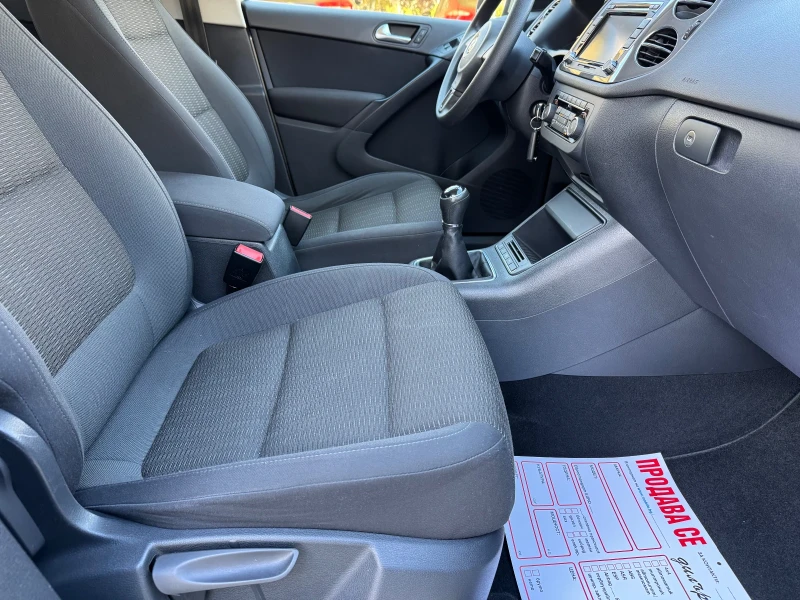 VW Tiguan * 2.0TDI* FACE* NAVI* , снимка 10 - Автомобили и джипове - 52227726