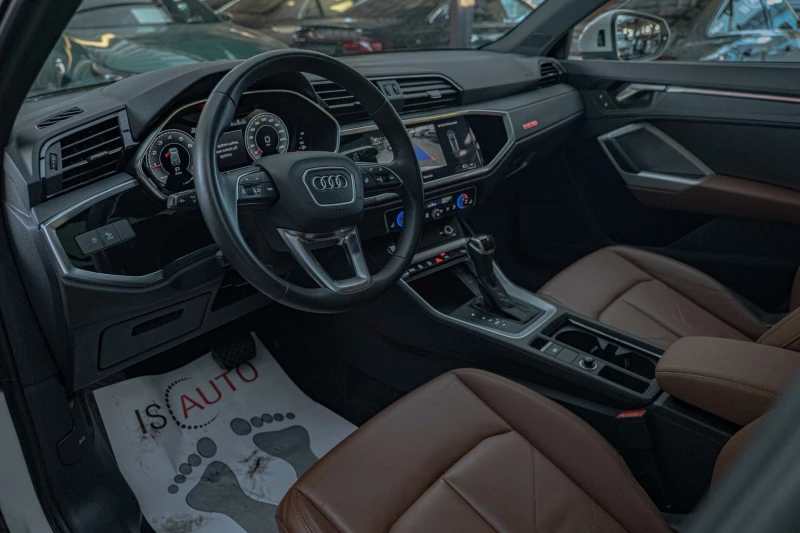 Audi Q3 45TFSI/Quattro/Virtual/Подгрев/Sline/Камера, снимка 8 - Автомобили и джипове - 53081501