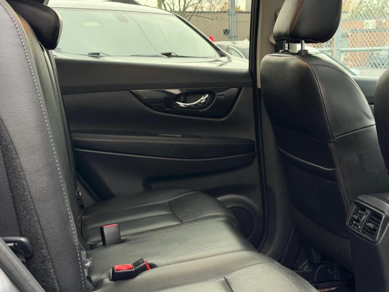 Nissan Rogue SV* BACK-UP CAMERA* BRAKE ASSIST* BLIND SPOT* , снимка 13 - Автомобили и джипове - 53356431