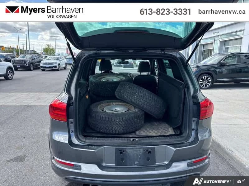 VW Tiguan * Highline Navigation * CARFAX * ЦЕНА ДО БГ, снимка 14 - Автомобили и джипове - 54792009