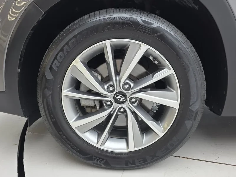 Hyundai Santa fe 2.0T 2Wd Premium, снимка 5 - Автомобили и джипове - 55615627