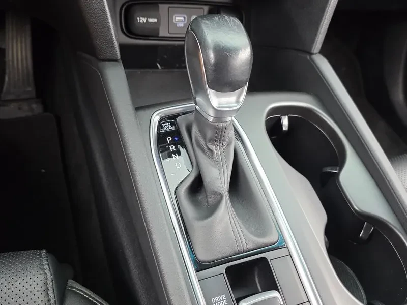 Hyundai Santa fe 2.0T 2Wd Premium, снимка 9 - Автомобили и джипове - 55615627