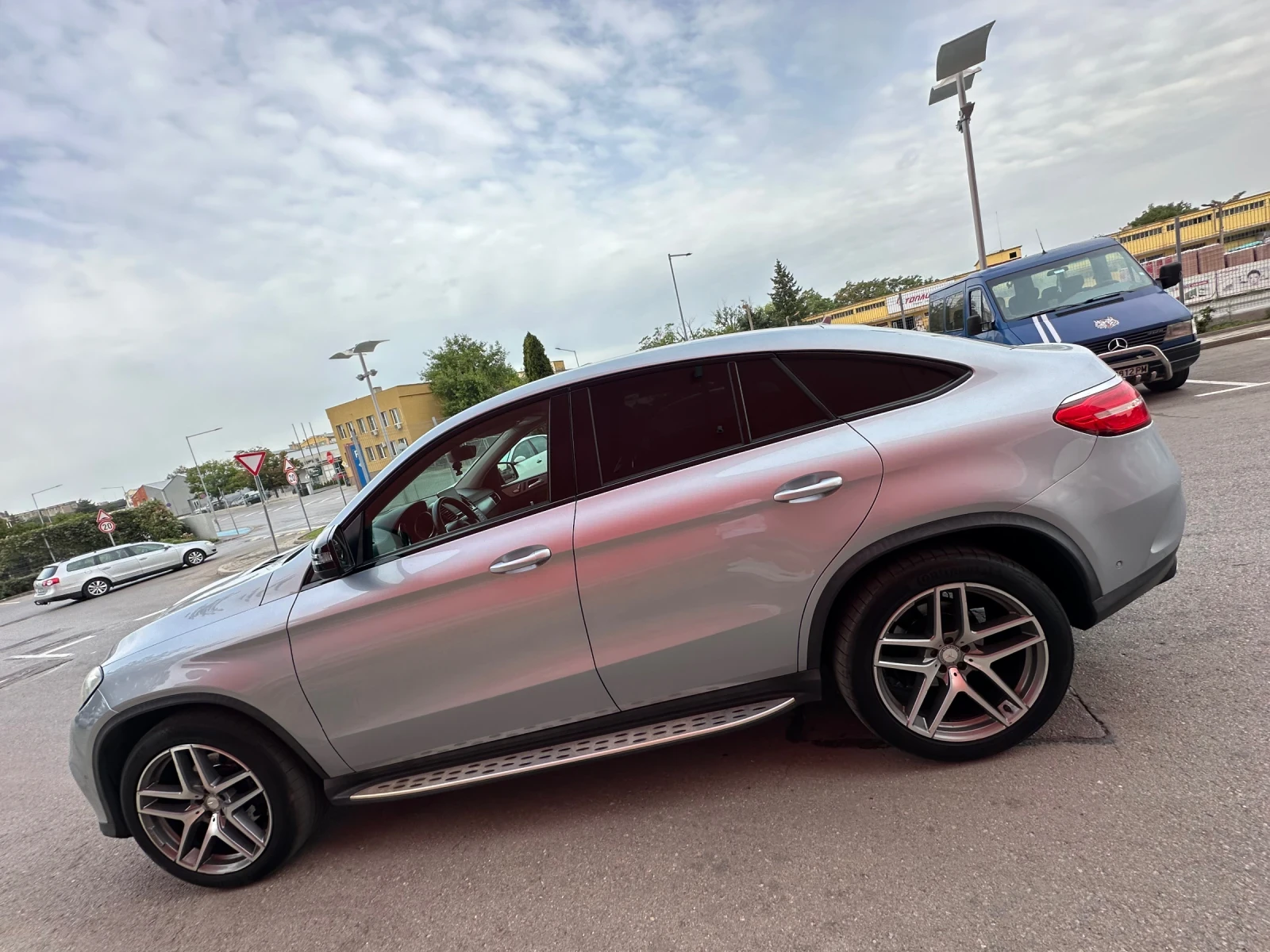 Mercedes-Benz GLE 350 * AMG* FULL* 9G* ПЪРВИ* СОБСТВЕНИК - изображение 6