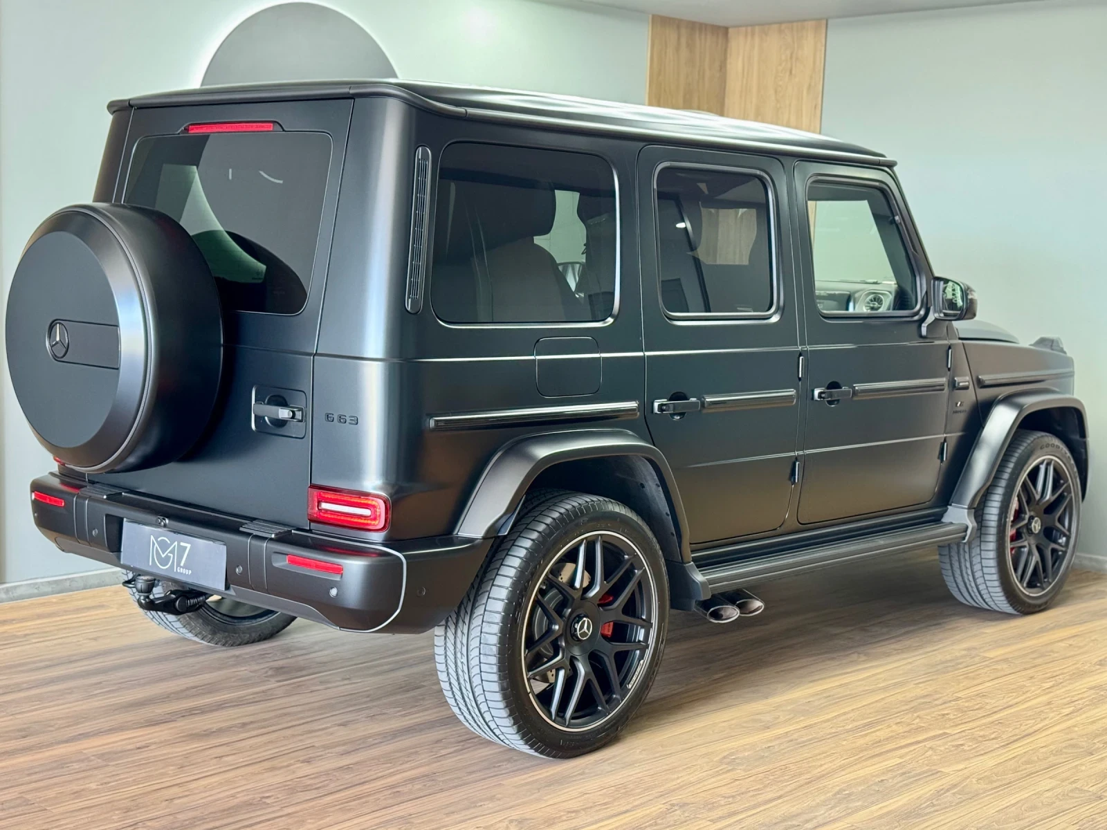 Mercedes-Benz G 63 AMG 2025г. НОВ от Силвър Стар - изображение 4