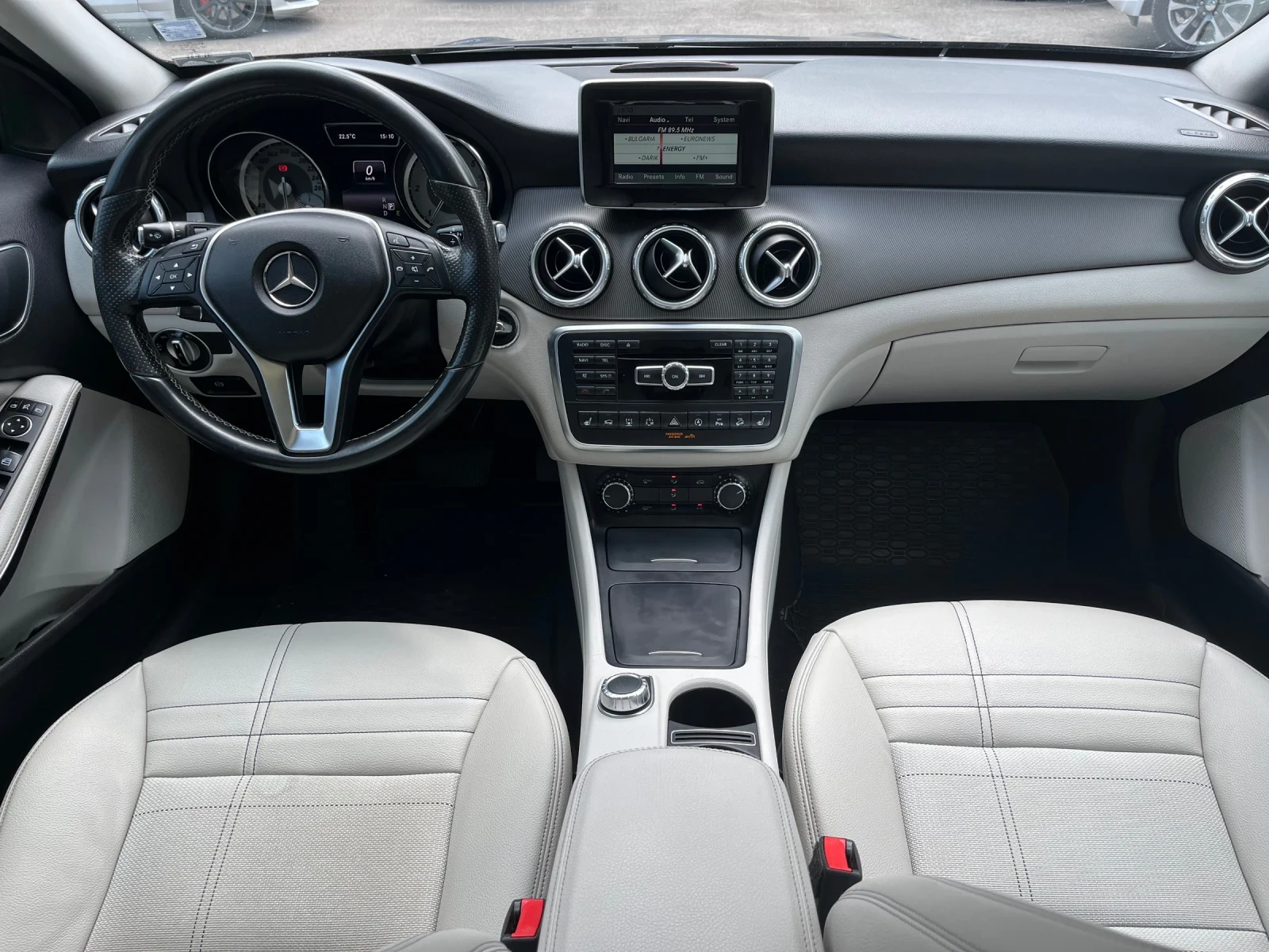 Mercedes-Benz GLA 220 CDI/4Matic/Panorama - изображение 9