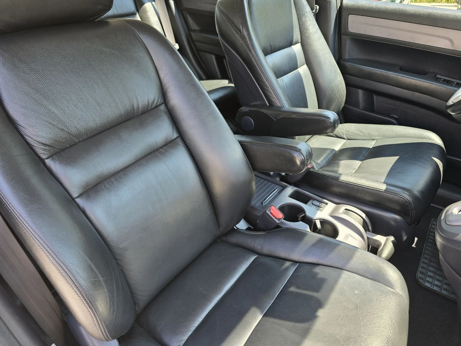 Honda Cr-v 2.4i Executive  - изображение 9