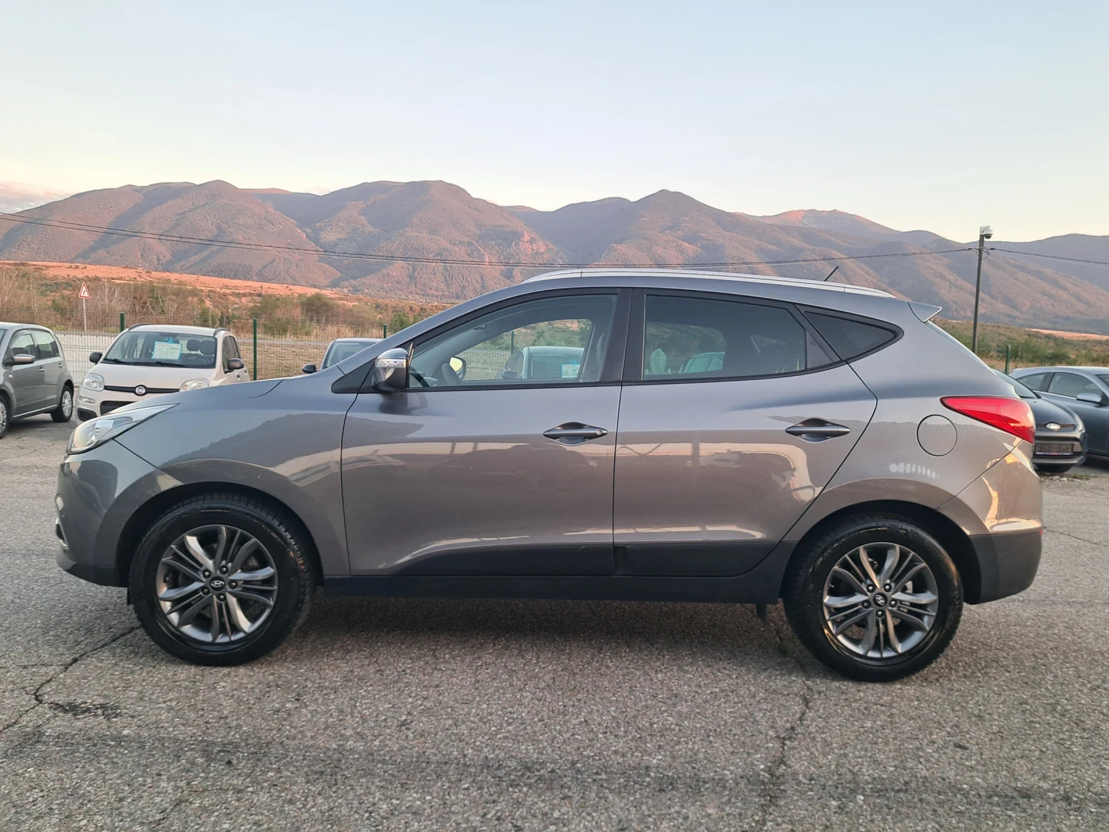Hyundai IX35 1, 7 crdi - изображение 8