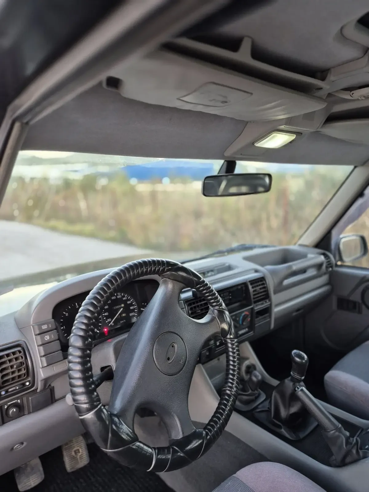 Land Rover Discovery 300 TDI | Mobile.bg   7