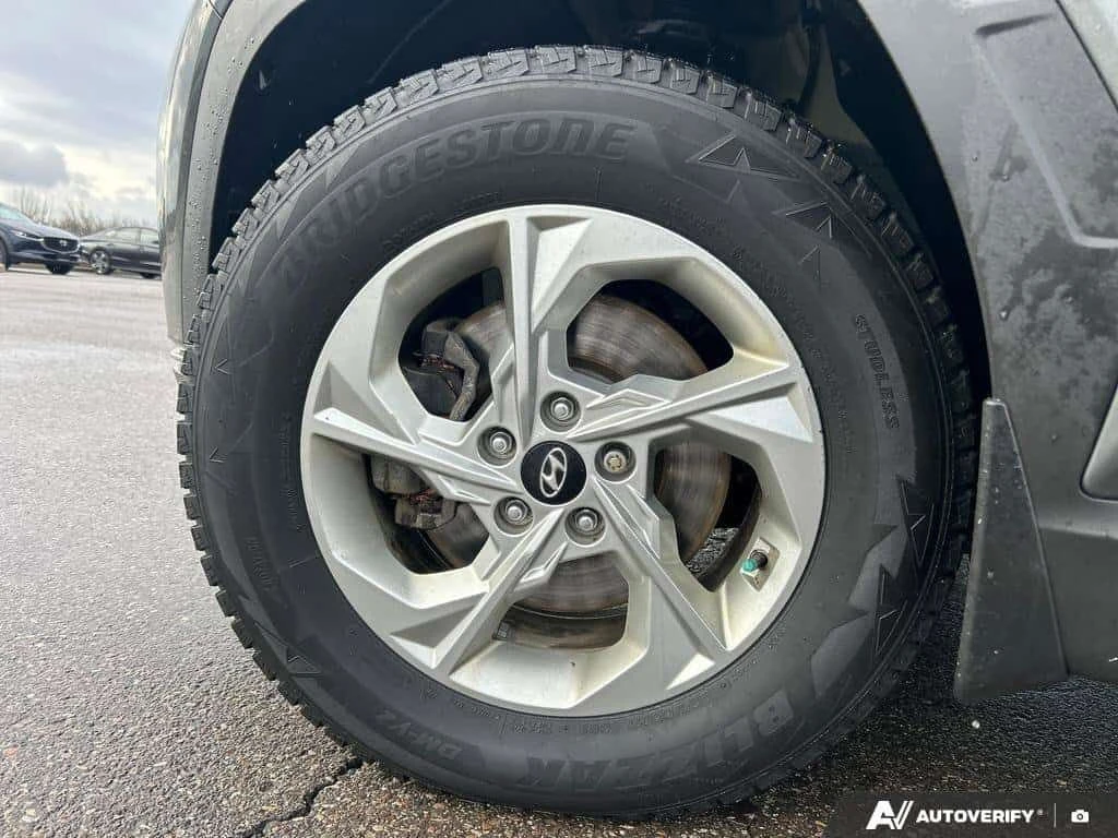 Hyundai Tucson * Preferred AWD | One Owner * CARFAX * ЦЕНА ДО БГ, снимка 12 - Автомобили и джипове - 53736844