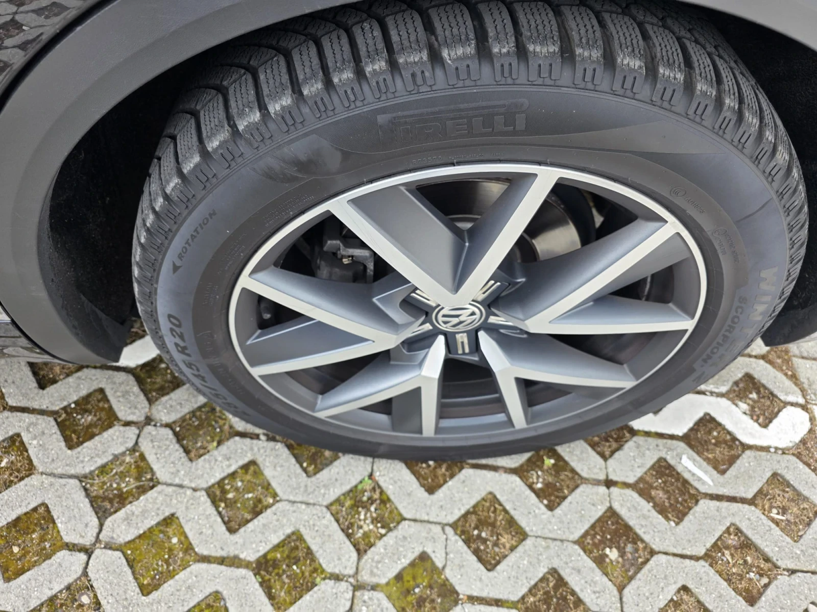 VW Touareg 3.0TDI FULL!! ПАНО, ОБДУХ, ДИСТР, ДИГИТАЛ, снимка 7 - Автомобили и джипове - 54550124