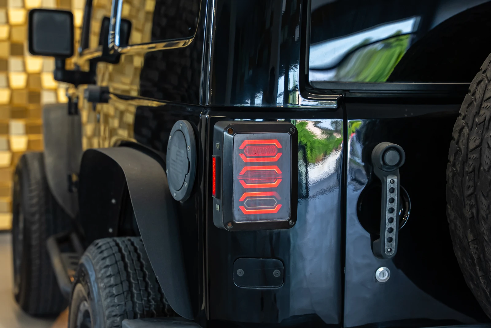 Jeep Wrangler 3.6i Sahara, снимка 6 - Автомобили и джипове - 54565474