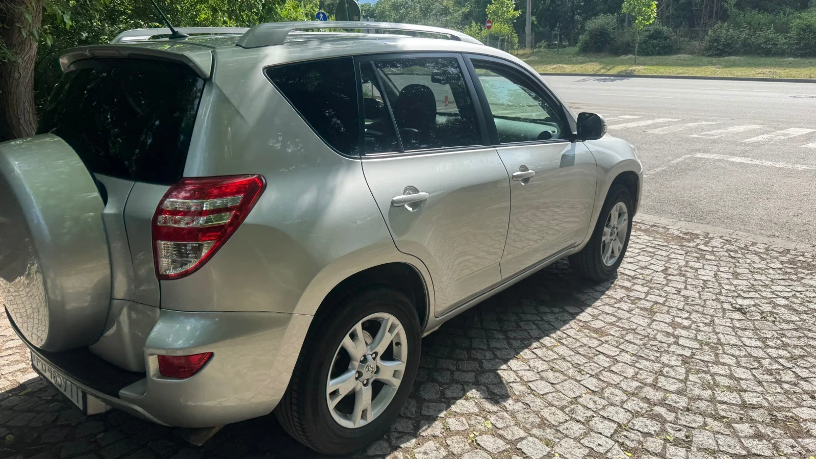 Toyota Rav4 Rav4, снимка 3 - Автомобили и джипове - 54672246