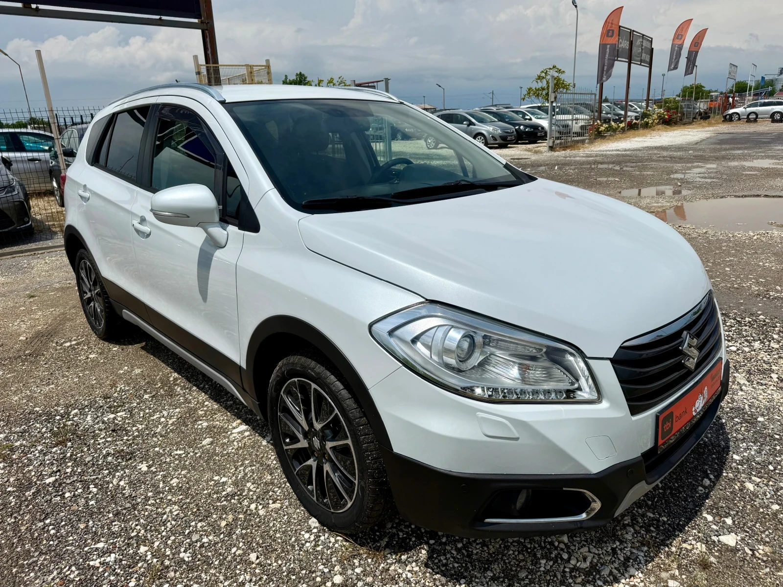 Suzuki SX4 S-Cross 1.6DDIS 4WD ALLGRIP, снимка 2 - Автомобили и джипове - 54777174