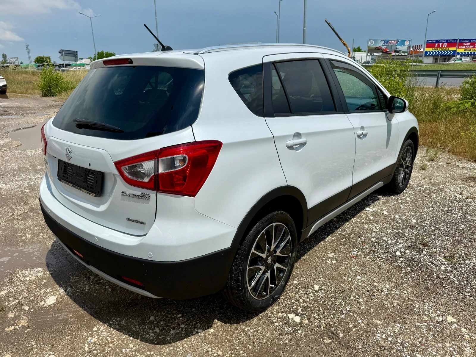 Suzuki SX4 S-Cross 1.6DDIS 4WD ALLGRIP, снимка 6 - Автомобили и джипове - 54777174