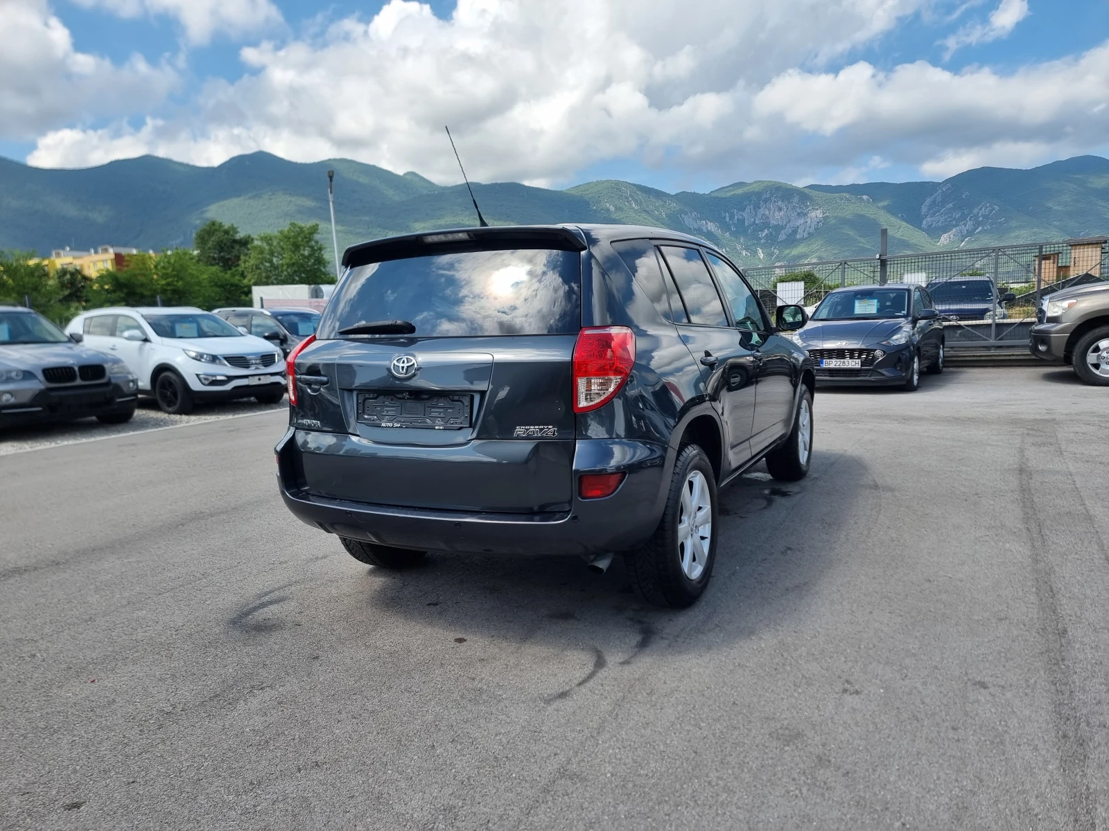 Toyota Rav4 2.2D4D, снимка 6 - Автомобили и джипове - 54791781