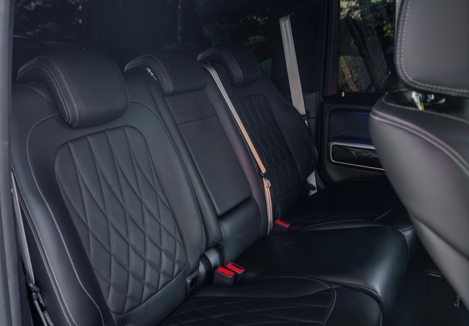 Mercedes-Benz G 63 AMG 500| FACE 2026| EXCLUSIVE, снимка 15 - Автомобили и джипове - 55239065