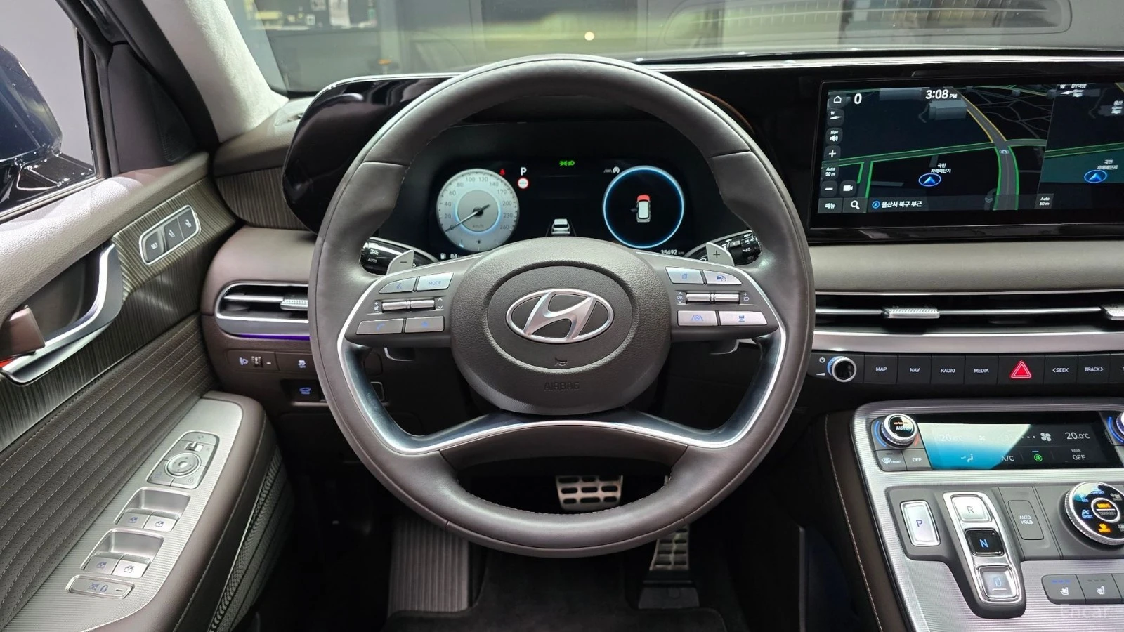 Hyundai Palisade 3.8 4WD Calligraphy* HUD* 360* МАСАЖИ* ПАНО, снимка 11 - Автомобили и джипове - 55499549