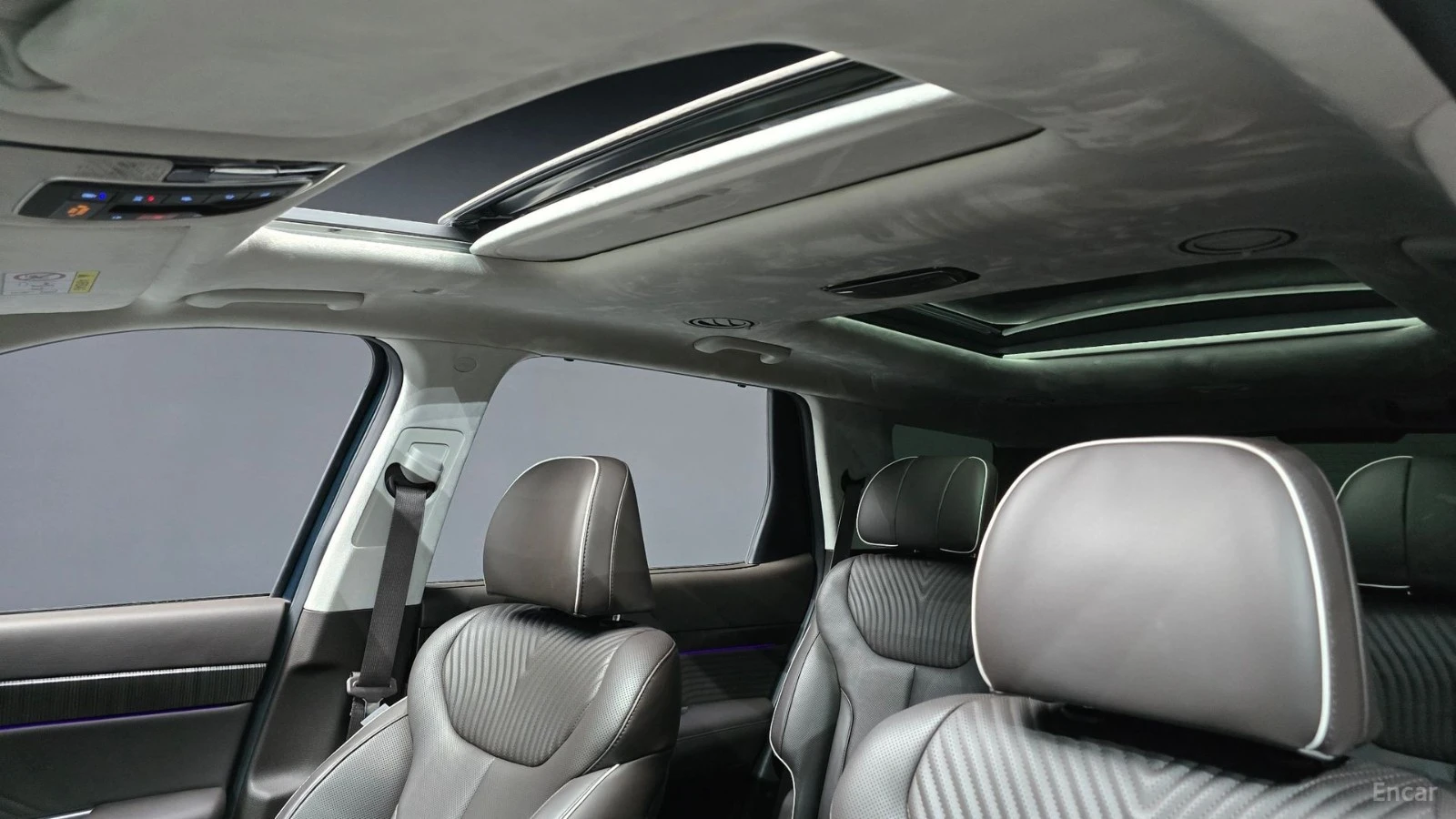 Hyundai Palisade 3.8 4WD Calligraphy* HUD* 360* МАСАЖИ* ПАНО, снимка 17 - Автомобили и джипове - 55499549