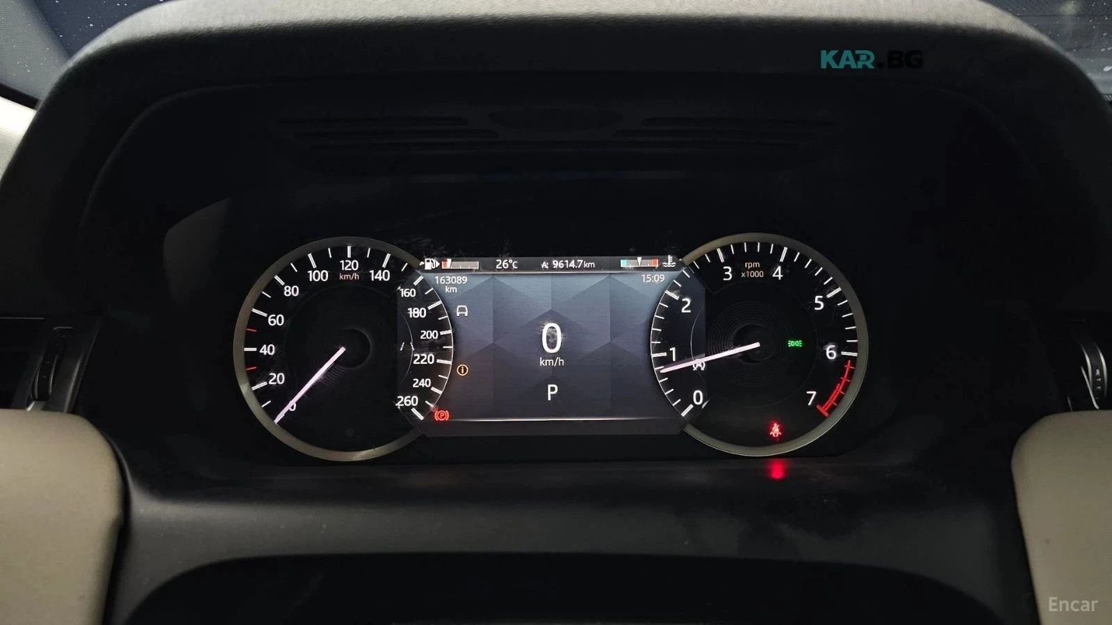 Land Rover Discovery Sport, снимка 8 - Автомобили и джипове - 56706080