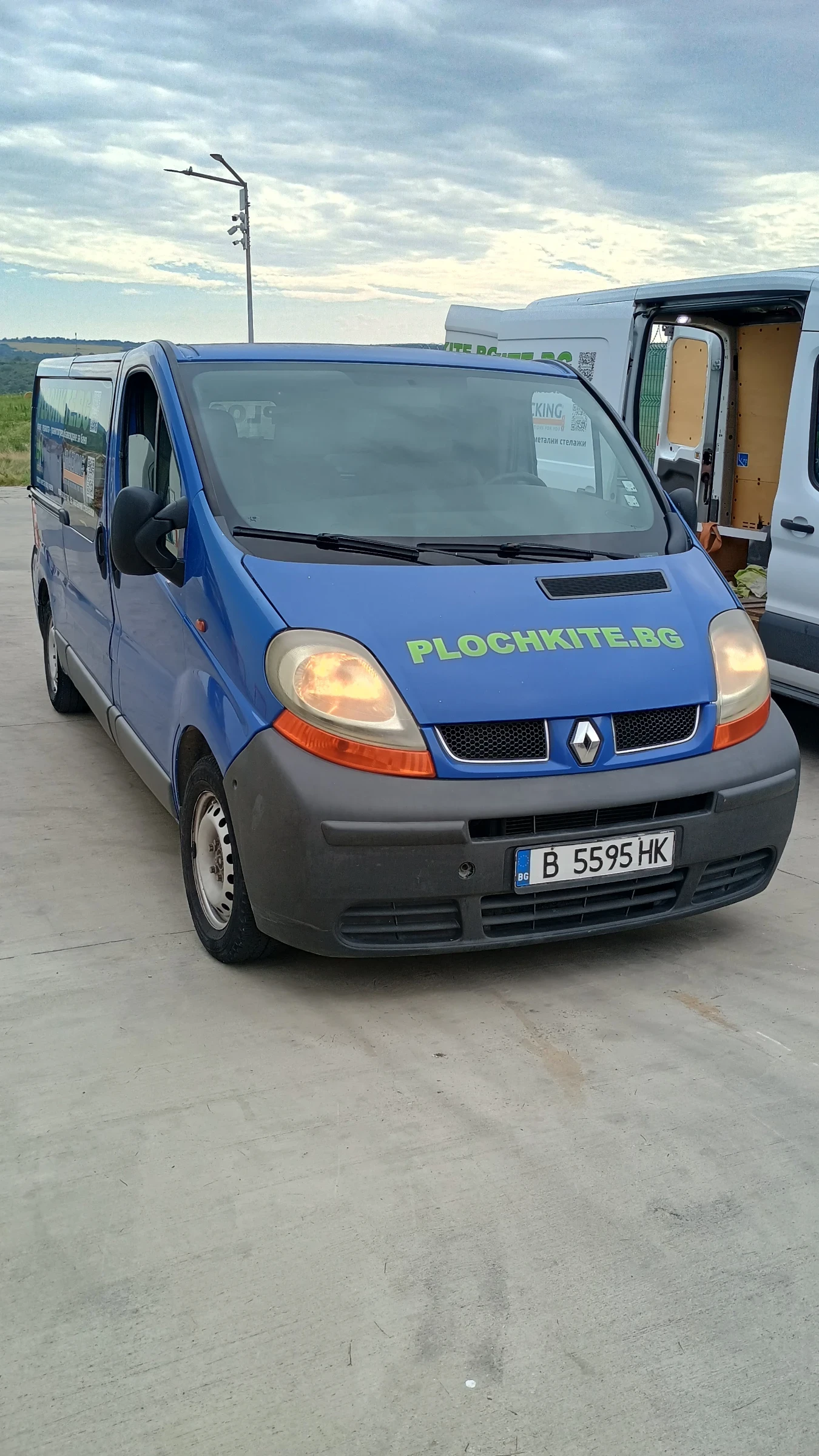 Renault Trafic, снимка 3 - Бусове и автобуси - 55724651