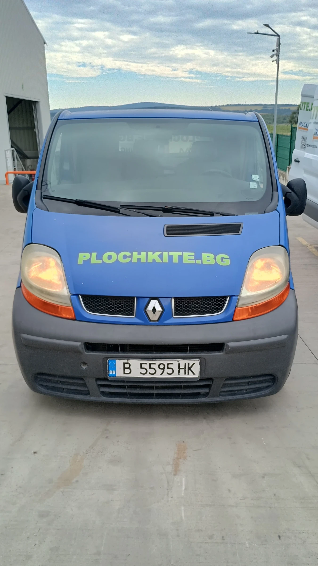 Renault Trafic, снимка 2 - Бусове и автобуси - 55724651
