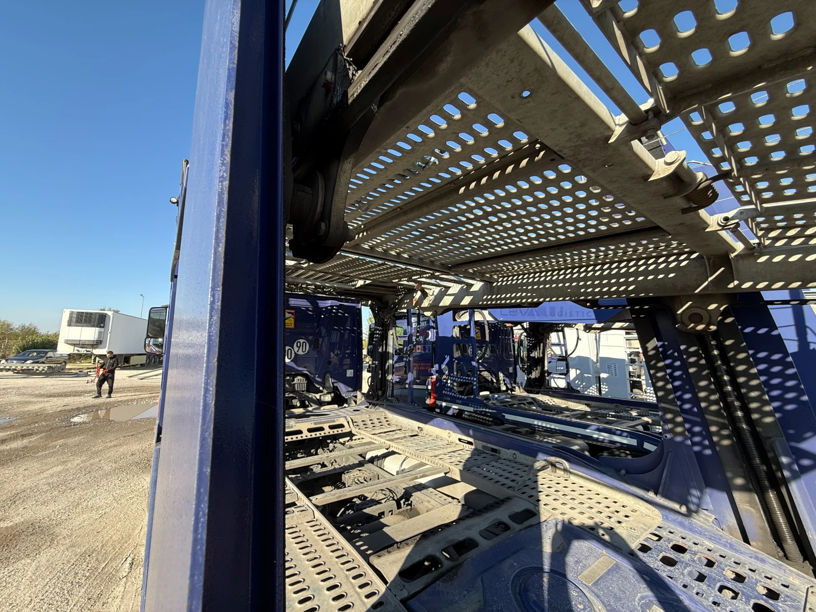 Mercedes-Benz Actros LOHR PXS 2.53 2018   6  | Mobile.bg   13