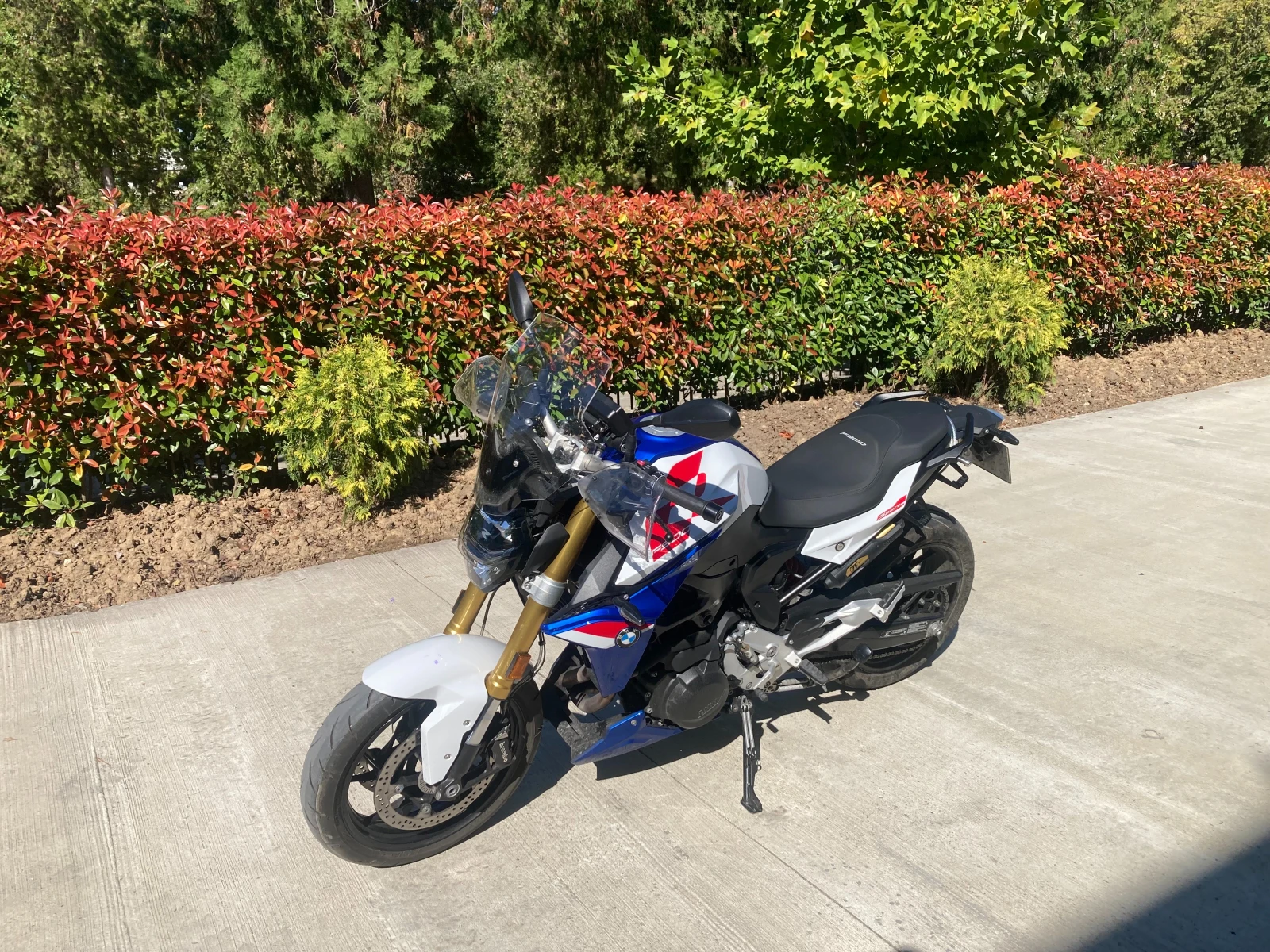 BMW F 900 R 