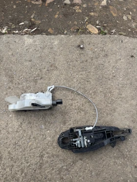 Citroen C4 Cactus 2016г машинка централно заключване шофьорска врата, снимка 2