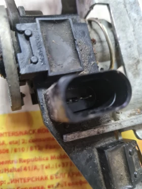 Брава с машинка за заден капак за WV POLO 2005-2008 г.-30 евро, снимка 4 - Части - 39171526