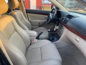 Toyota Avensis 2.2 D-Cat 177 к.с Кожен Бежов Салон , снимка 13
