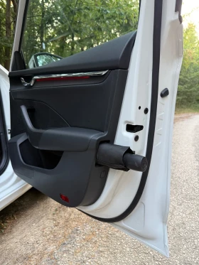 Skoda Octavia MATRIX 2.0TDI DSG, снимка 8