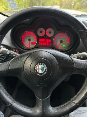 Alfa Romeo 147 1.6i | Mobile.bg    9